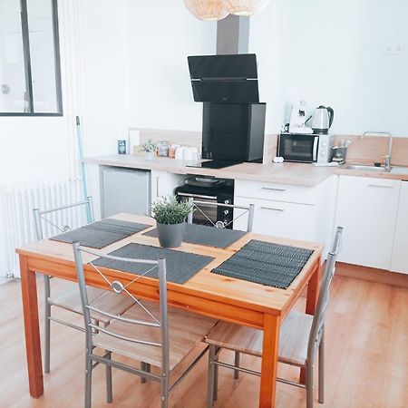 Bel Appartement Tout Equipe เลอม็องส์ ภายนอก รูปภาพ